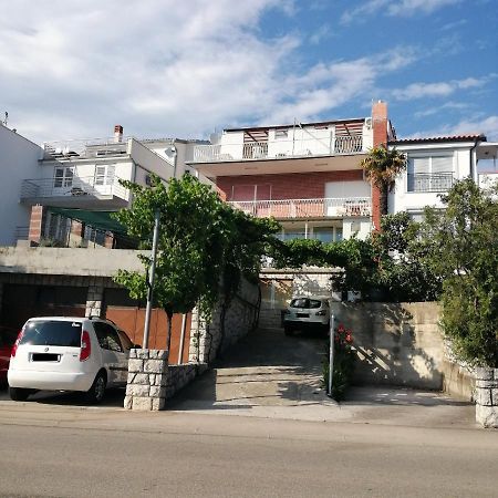 Apartmani Marijan Crikvenica Exterior foto