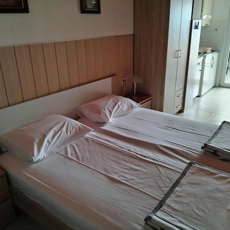 Apartmani Marijan Crikvenica Exterior foto